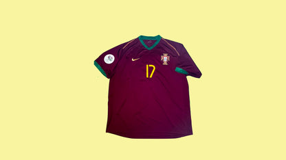 Portugal NT 2006/08 Nike with Cristiano Ronaldo 17 Nameset Vintage Football Jersey - Cult Fave Football Shirts