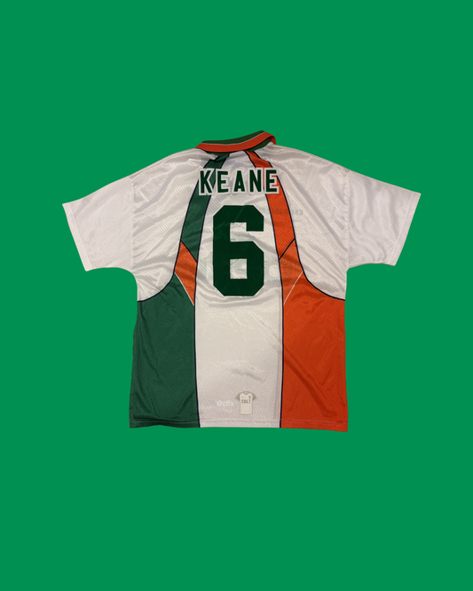 Republic of Ireland NT 1996 Umbro with Roy Keane 6 Nameset Football Jersey - Cult Fave Football Shirts