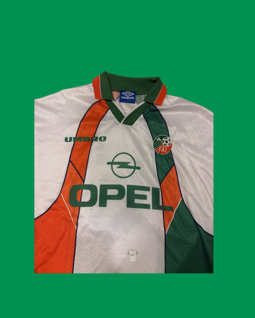 Republic of Ireland NT 1996 Umbro with Roy Keane 6 Nameset Football Jersey
