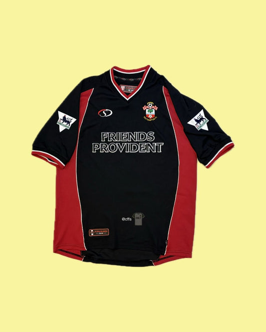 Southampton F.C. 2001/02 In-house with Matt Le Tissier 7 Nameset Football Jersey