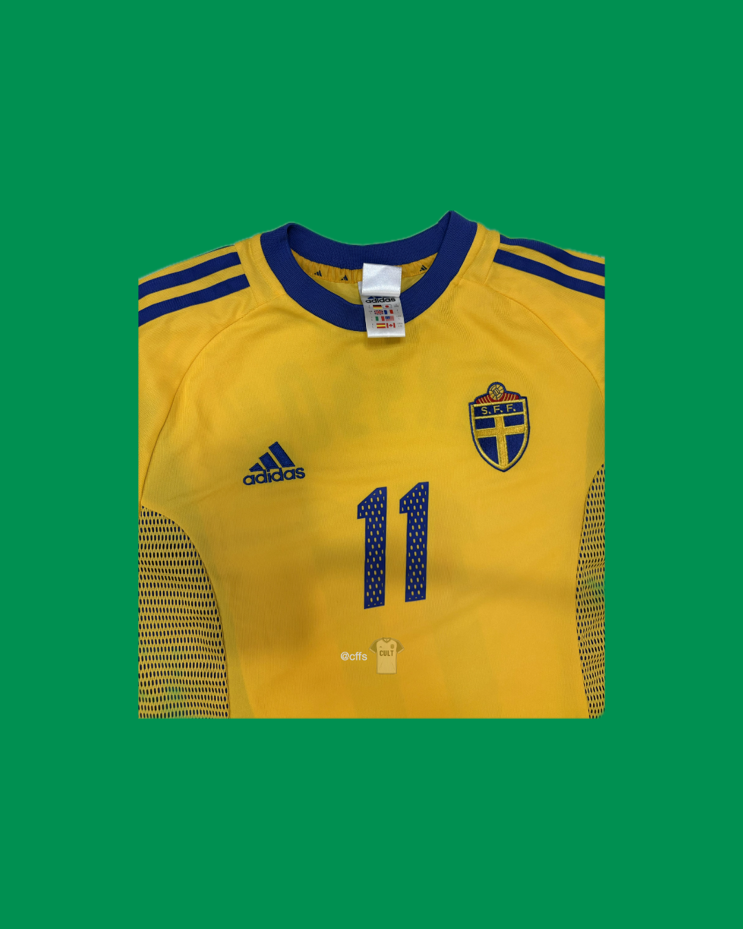Sweden NT 2002/04 Adidas with Henrik Larsson 11 Nameset Football Jersey