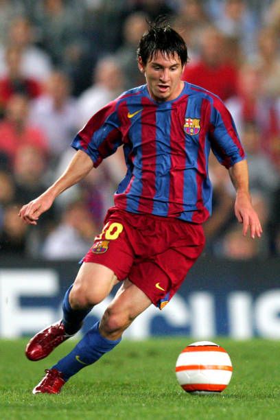 FC Barcelona 2005/06 Nike with Lionel Messi 30 Nameset - Cult Fave Football Shirts