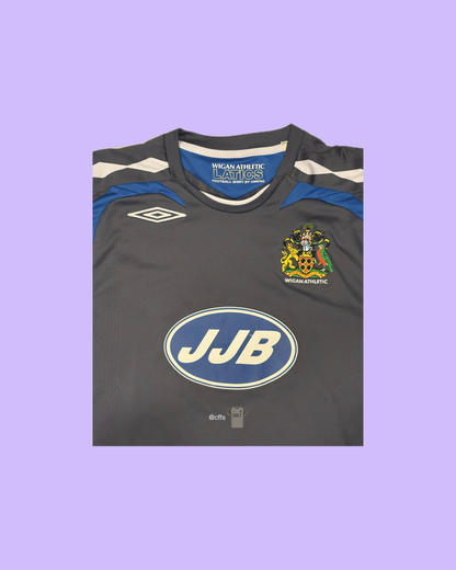 Wigan Athletic FC 2007/08 Umbro with Antonio Valencia 16 Nameset Football Jersey - Cult Fave Football Shirts