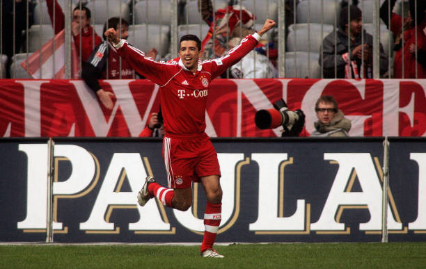Bayern Munich 2006/07 Adidas with Roy Makaay 10 Nameset Football Jersey