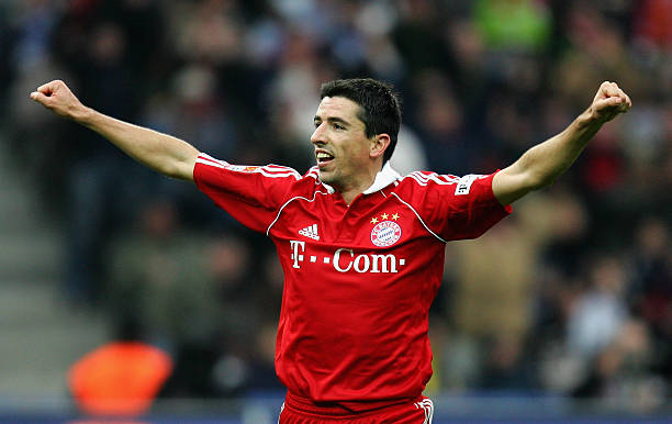 Bayern Munich 2006/07 Adidas with Roy Makaay 10 Nameset Football Jersey
