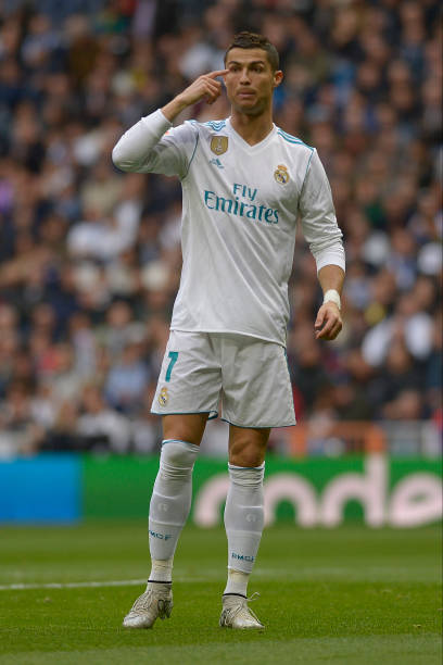 Real Madrid 2017/18 Adidas with Ronaldo 7 Nameset Football Jersey