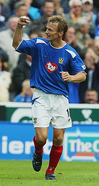 Portsmouth F.C. 2003/04 In-house with Teddy Sheringham 10 Nameset - Cult Fave Football Shirts