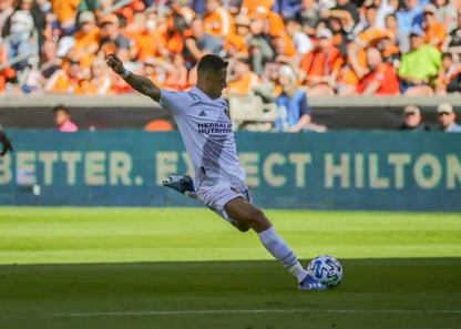 LA Galaxy 2017/18 Adidas with Chicharito 14 Nameset Football Jersey BNWT - Cult Fave Football Shirts