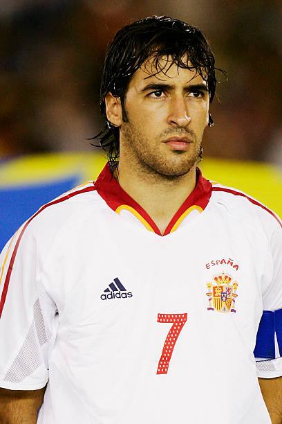 Spain NT 2004/06 Adidas with Raúl 7 Nameset Football Jersey - Cult Fave Football Shirts