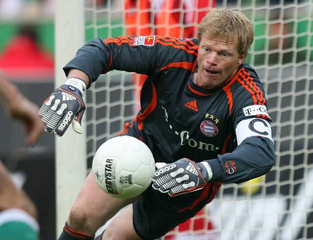 Bayern Munich 2007/08 Adidas with Oliver Kahn 1 Nameset Goalkeeper Jersey
