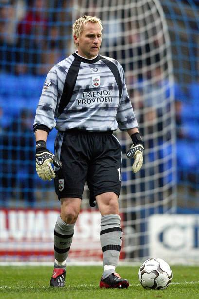 Southampton F.C. 2003/05 In-house with Antti Niemi 14 Nameset Goalkeeper Jersey - Cult Fave Football Shirts