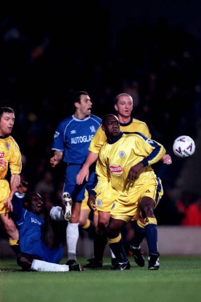 Leicester City 1999/01 Le Coq Sportif with Emile Heskey 9 Nameset Football Jersey - Cult Fave Football Shirts