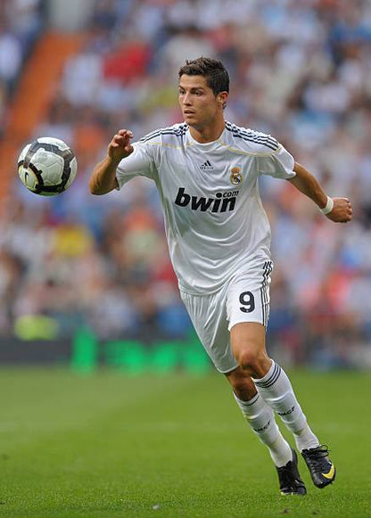 Real Madrid 2009/10 Adidas with Cristiano Ronaldo 9 Nameset Football Jersey - Cult Fave Football Shirts