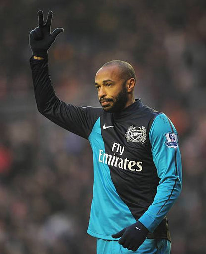 Arsenal FC 2011/12 Nike with Thierry Henry 12 Nameset Football Jersey - Cult Fave Football Shirts