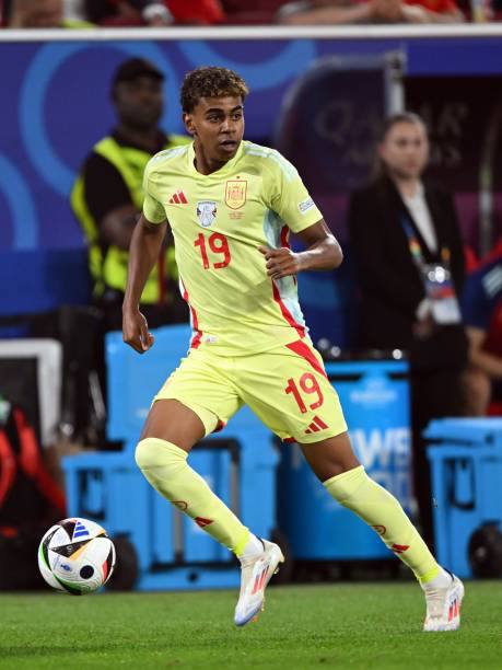 Spain NT 2024/25 Adidas with Lamine Yamal 19 Nameset Football Jersey - Cult Fave Football Shirts