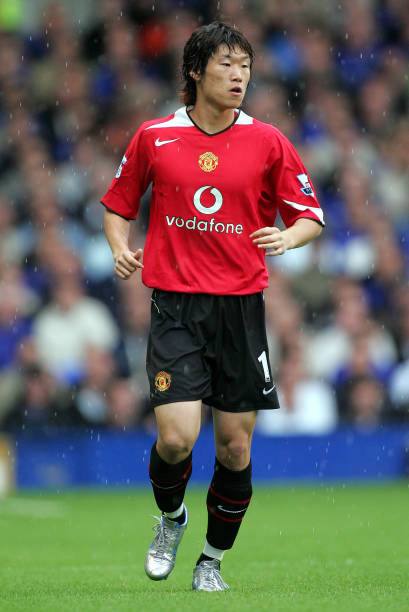 Manchester United 2005/06 Nike with Park Ji Sung 13 Nameset Football Jersey - Cult Fave Football Shirts