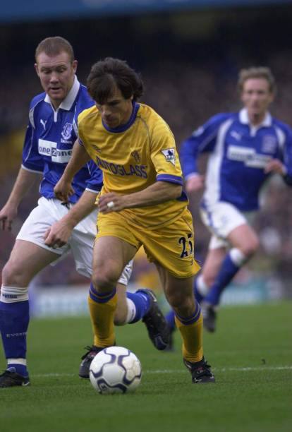 Chelsea FC 2000/01 Away with Gianfranco Zola 25 Nameset Football Jersey - Cult Fave Football Shirts