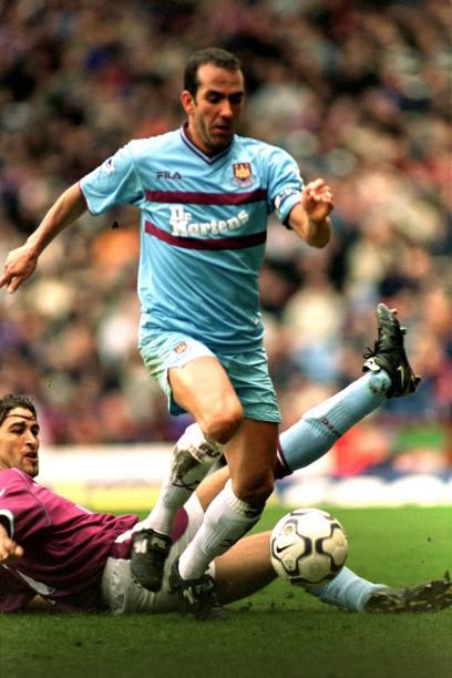 West Ham United 2001/03 Fila with Paolo Di Canio 11 Nameset Football Jersey