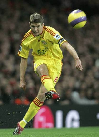 Liverpool FC 2006/07 Adidas with Steven Gerrard 8 Nameset Football Jersey - Cult Fave Football Shirts