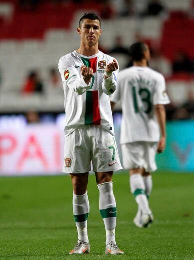 Portugal NT 2010 Nike Football Jersey