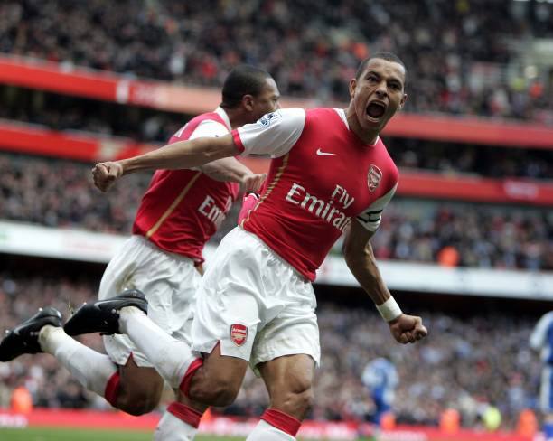 Arsenal 2006/07 Nike with Gilberto Silva 19 Nameset Football Jersey