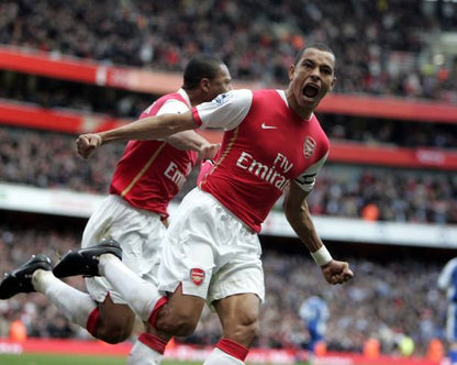 Arsenal 2006/07 Nike with Gilberto Silva 19 Nameset Football Jersey