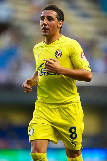 Villarreal CF 2010/11 Puma with Santi Cazorla 8 Nameset Football Jersey