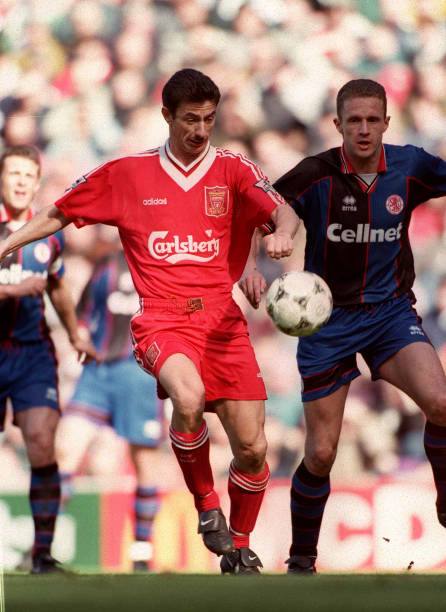 Liverpool FC 1995/96 Adidas with Ian Rush 9 Nameset Football Jersey