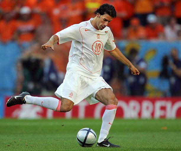 Netherlands NT 2004/2006 Nike with Ruud Van Nistelrooy 10 Nameset Football Jersey