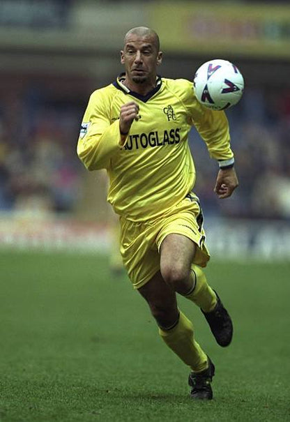 Chelsea FC 1998/99 Umbro with Gianluca Vialli 9 Nameset Football Jersey