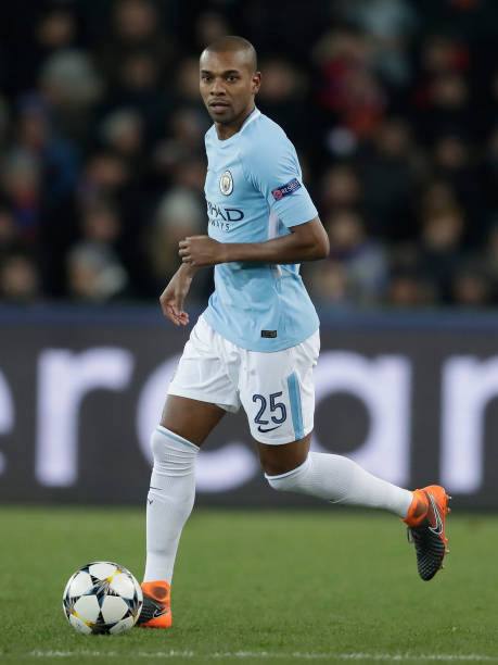 Manchester City 2017/18 Nike with Fernandinho 25 Nameset Football Jersey