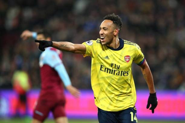 Arsenal FC 2019/20 Adidas with Pierre-Emerick Aubameyang 14 Nameset Football Jersey