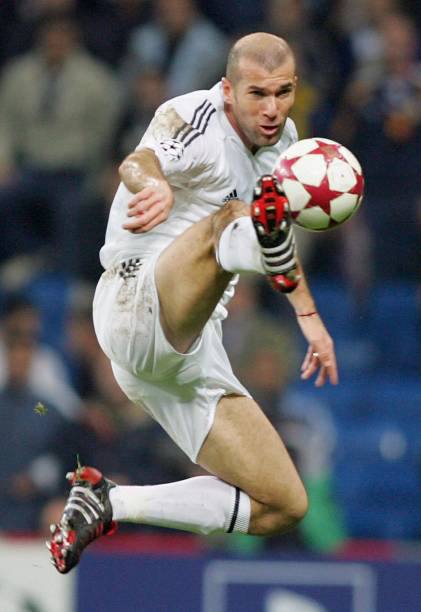 Real Madrid 2004/05 Adidas with Zinedine Zidane 5 Nameset Football Jersey - Cult Fave Football Shirts