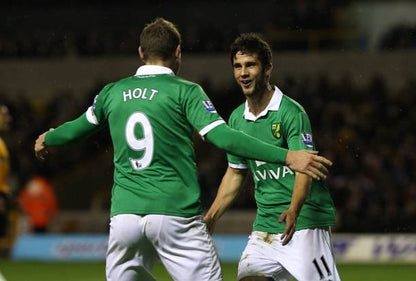 Norwich City 2011/12 Errea Away with Grant Holt 9 Football Jersey