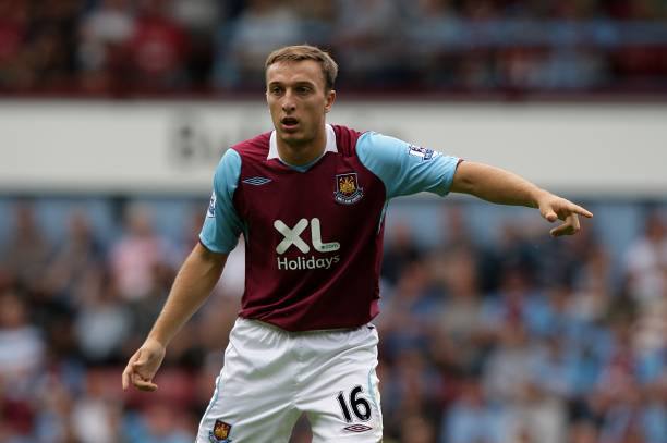 West Ham United 2008/09 Umbro Home with Mark Noble 16 Football Jersey