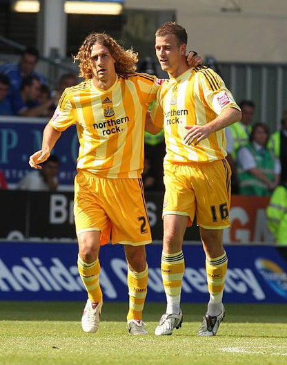 Newcastle United 2009/10 Adidas Away with Fabricio Coloccini 2 Football Jersey