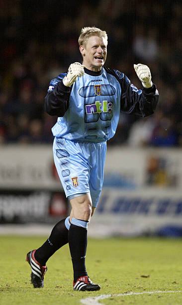 Aston Villa 2001/02 Diadora Goalkeeper with Peter Schmeichel 1 Football Jersey
