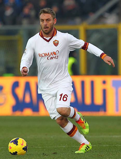 AS Roma 2013/14 In-House Away with Daniele De Rossi 16 Football Jersey