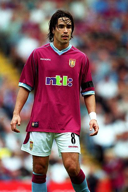 Aston Villa 2001/02 Diadora Home with Juan Pablo Angel 8 Football Jersey