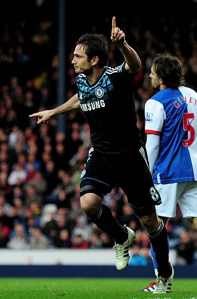 Chelsea FC 2011/12 Adidas with Frank Lampard 8 Nameset Football Jersey